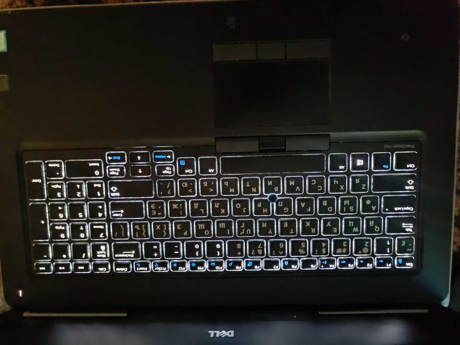17.3" 6гб відеокарта, ноутбук DELL i7 7820HQ/16/512gb/P3000 6gb