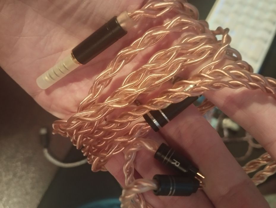 NiceHCK 2pin 0.78  4.4 balanced медь