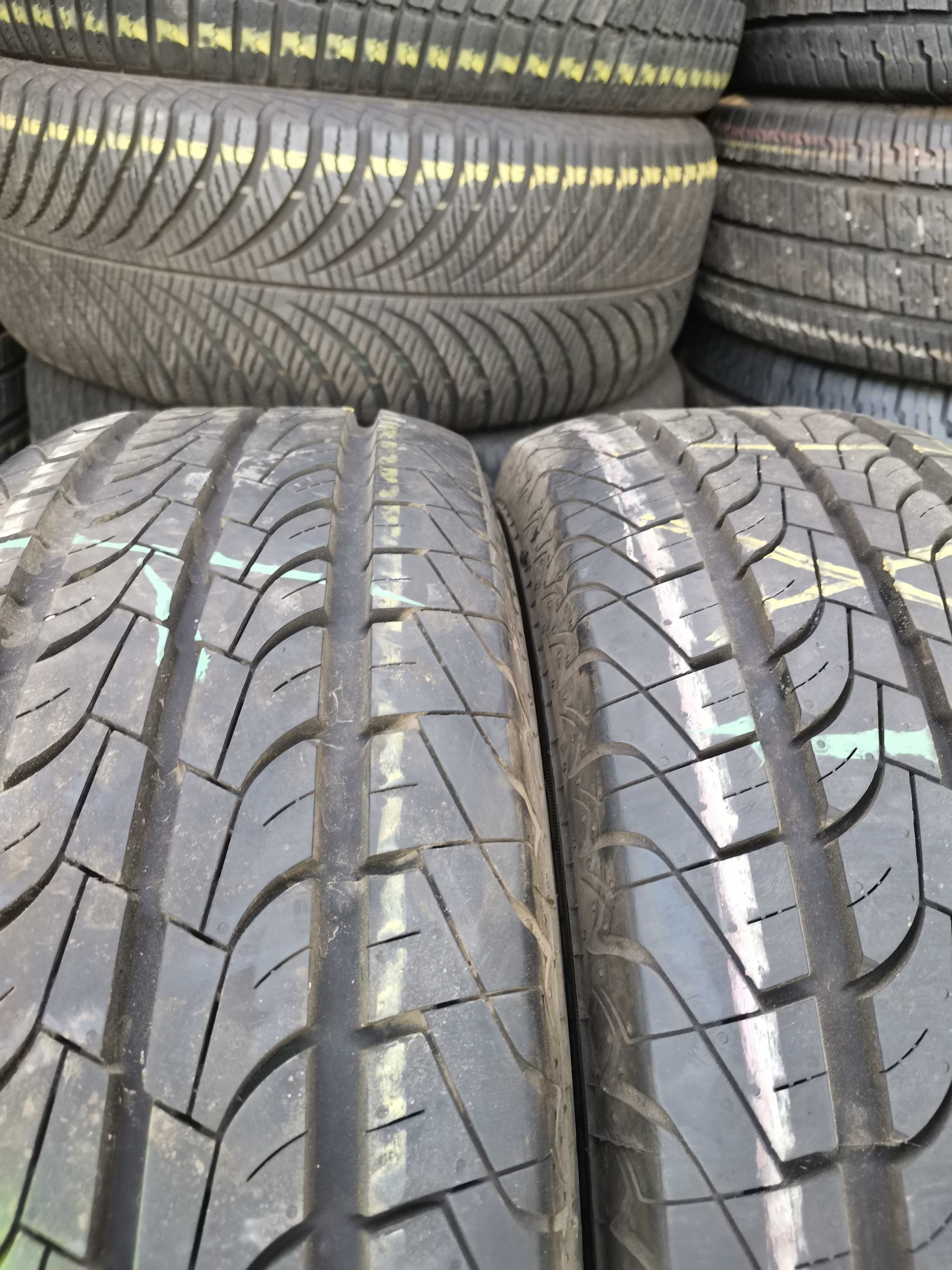 bus lato Semperit 205/65/15C 8.5mm z 2015r 2szt