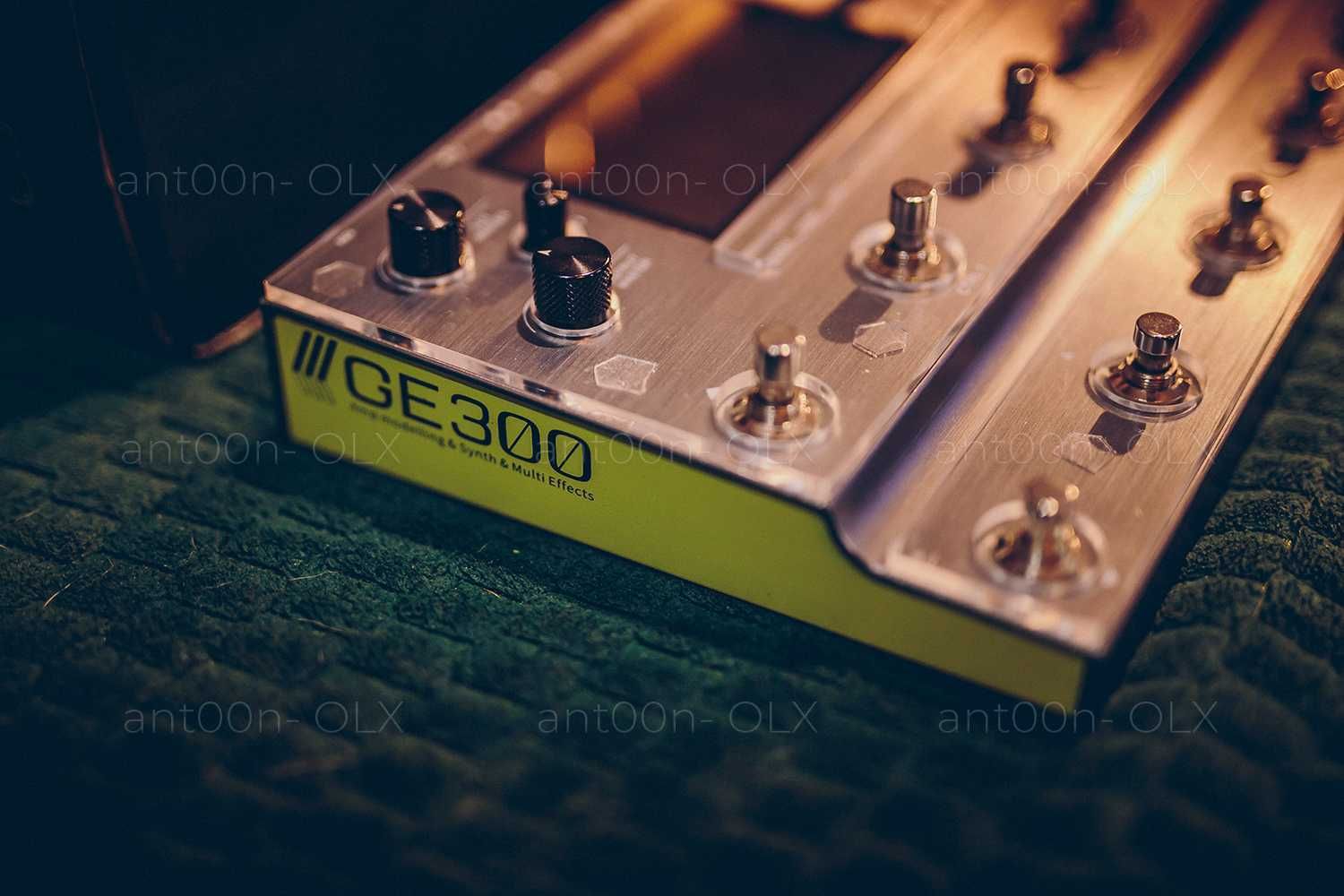 Procesor gitarowy MOOER GE-300 + dodatki