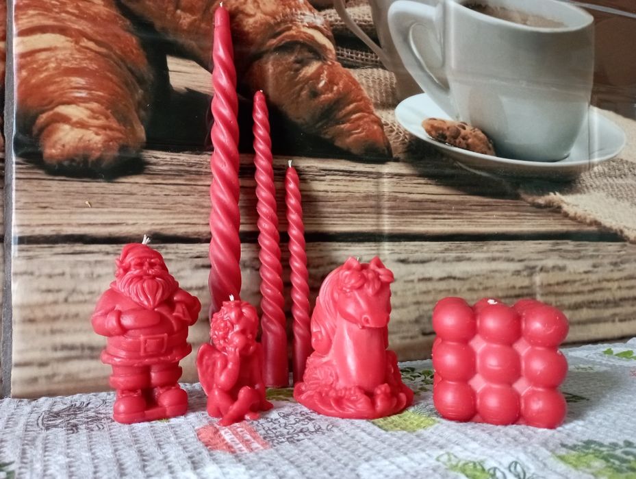 Воскові свічки ручної роботи