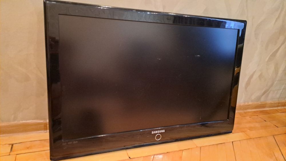 Телевізор Samsung 37