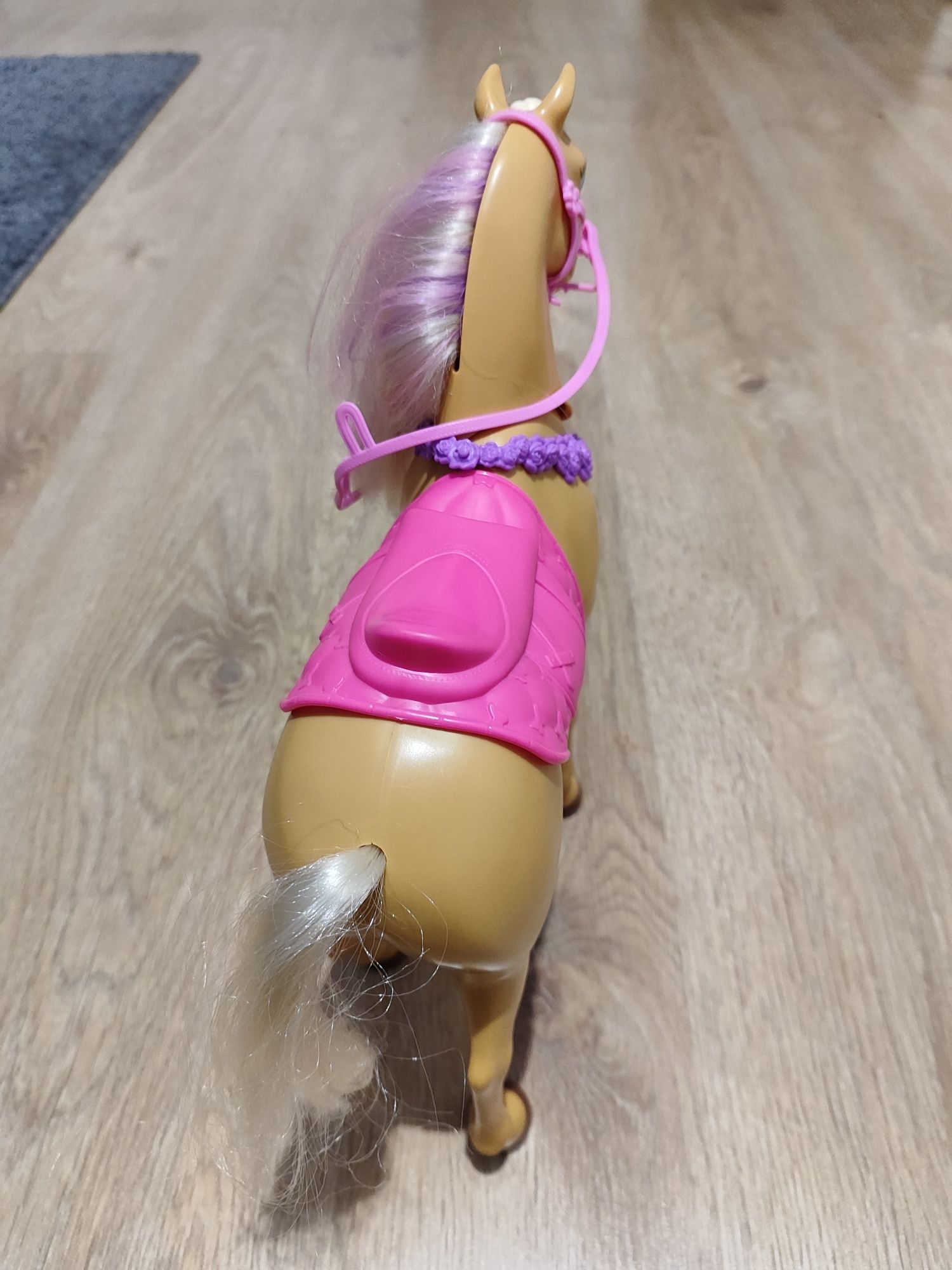 Koń dla Barbie zagroda akcesoria