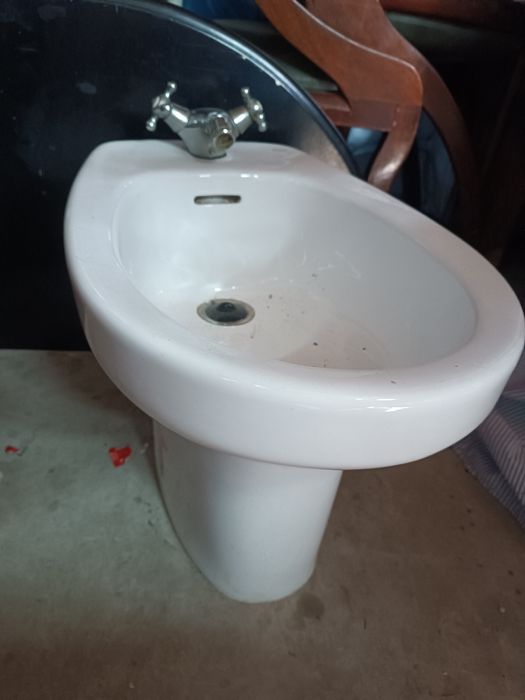 Bidé impecável Roca