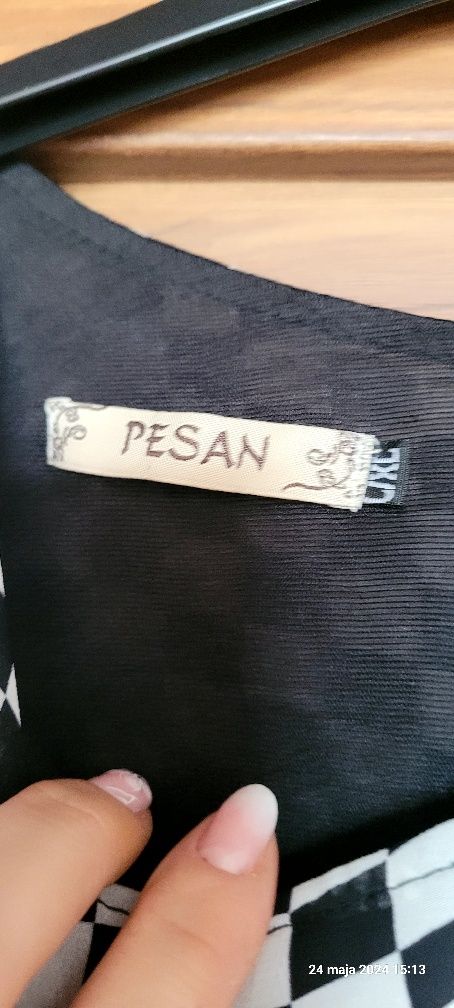 Sukienka bialo czarna
