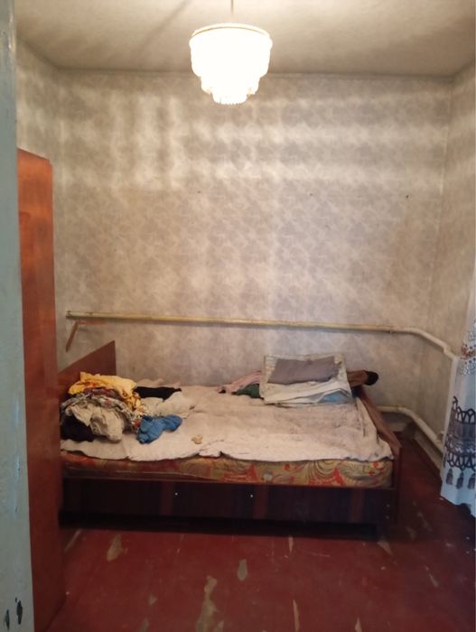 Продаєть дворище