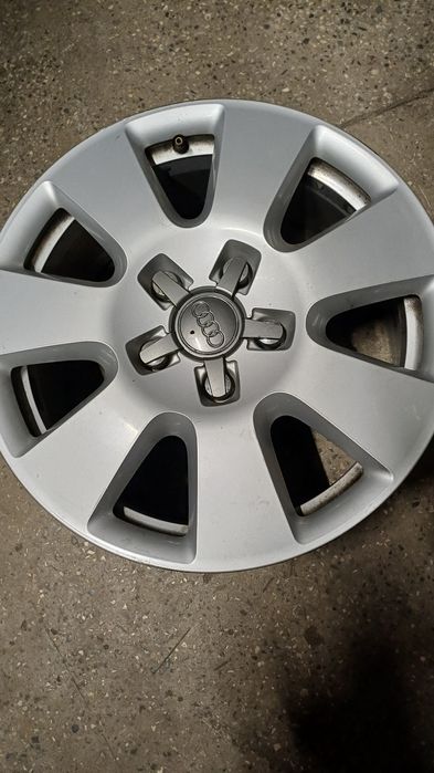 Продам диски r18 ,AUDI