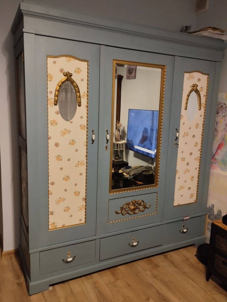 Szafa sosnowa retro vintage decoupage