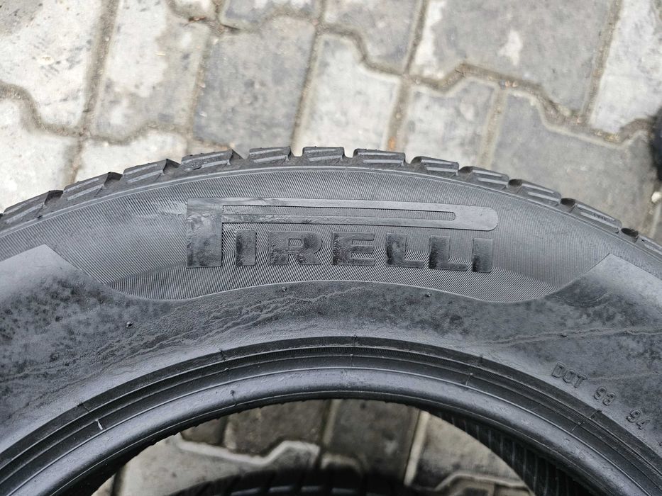 Zima Pirelli 215/60 R16 6mm