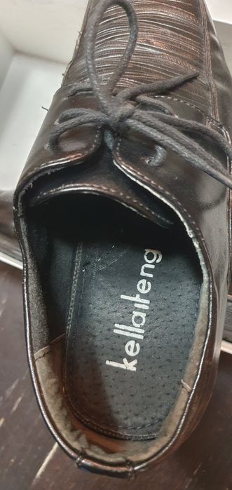 eleganckie czarne buty do garnituru rozm 38, dla chłopca