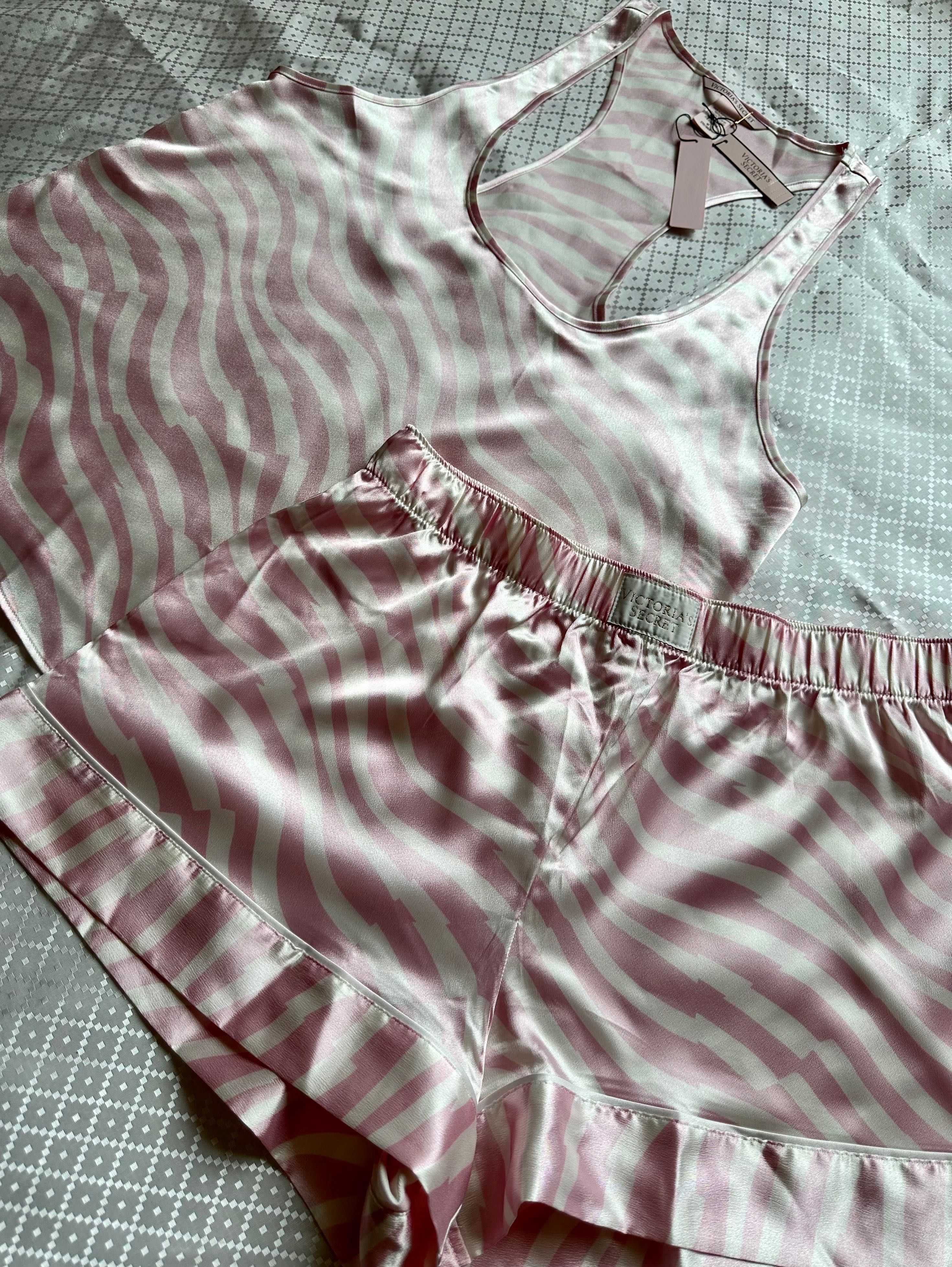 Піжама Victoria’s Secret SATIN SHORT AND RACERBACK TANK (S, М розміри)