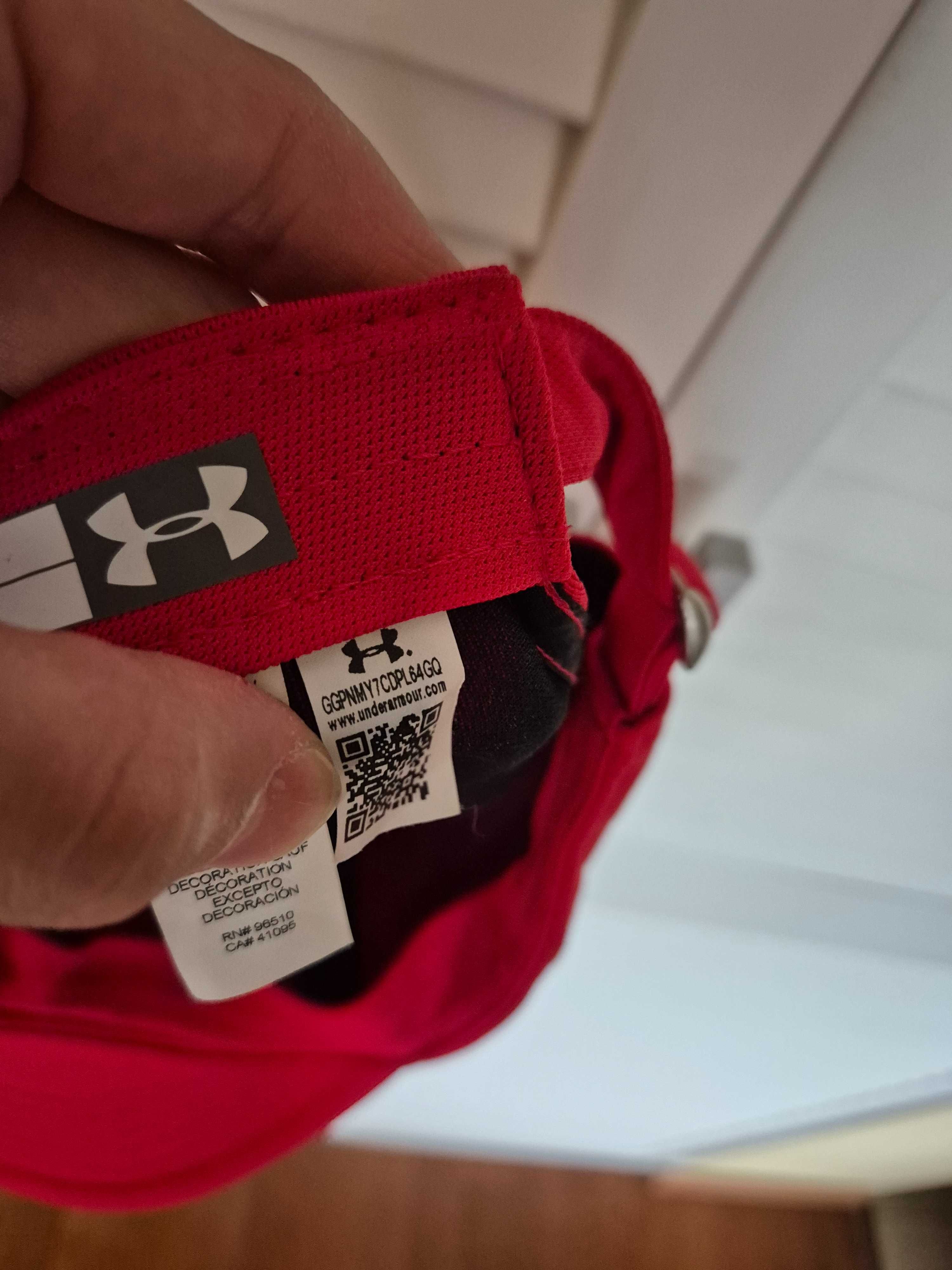 Under Armour czapka z daszkiem młodzieżowa  rozmiar uniwersalny