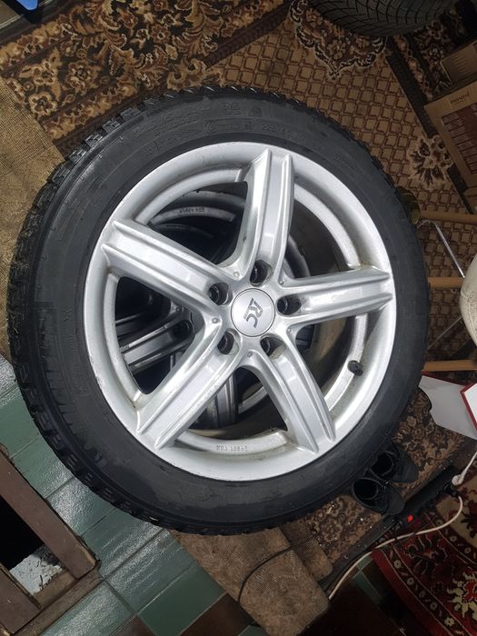 Колеса зимние RC Design R17 5×120 ET32 с резиной 225/50 R17