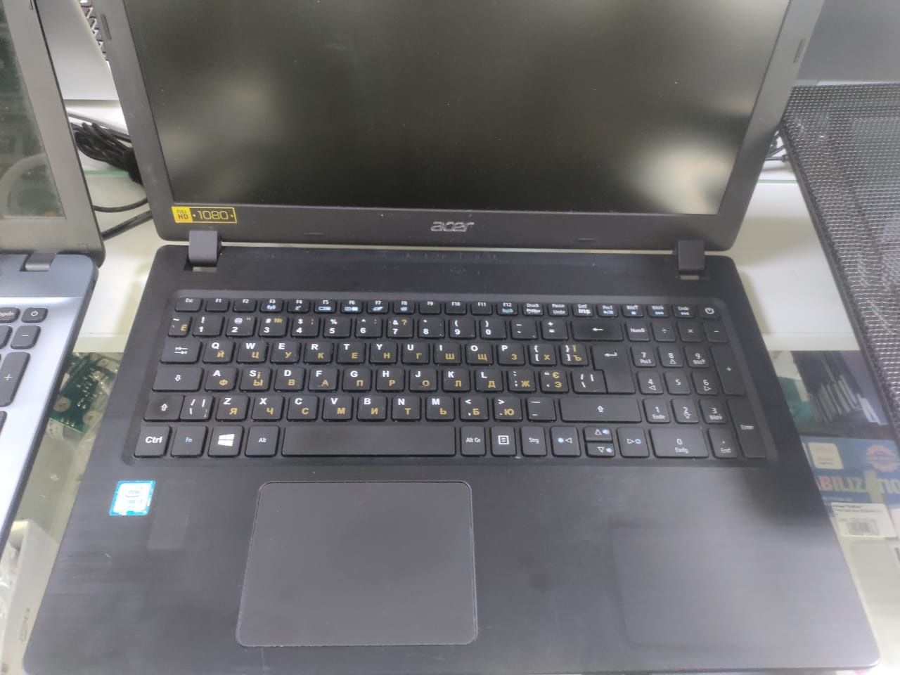 Продам ноутбук Acer a315-51 core i3 6006u 8gb 240gb
