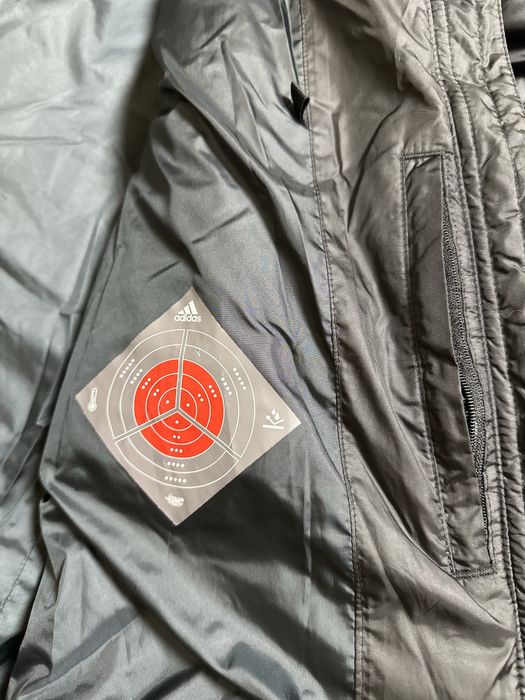 Куртка adidas розмір M