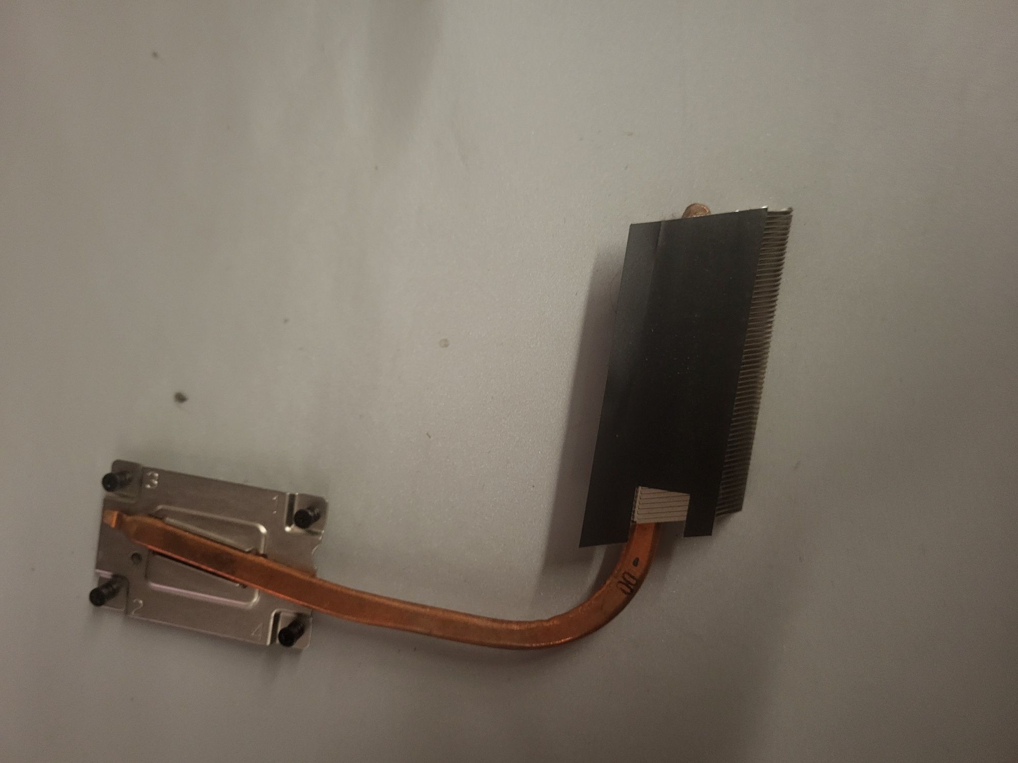 Sprzedam radiator do laptopa TOSHIBA SATELLITE L650 -1C6