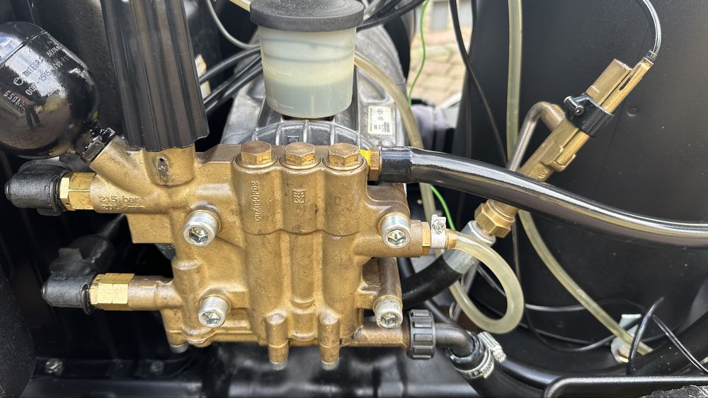 Myjka ciśnieniowa Karcher HDS 695m Eco. Super stan jak nowa. Oryginał