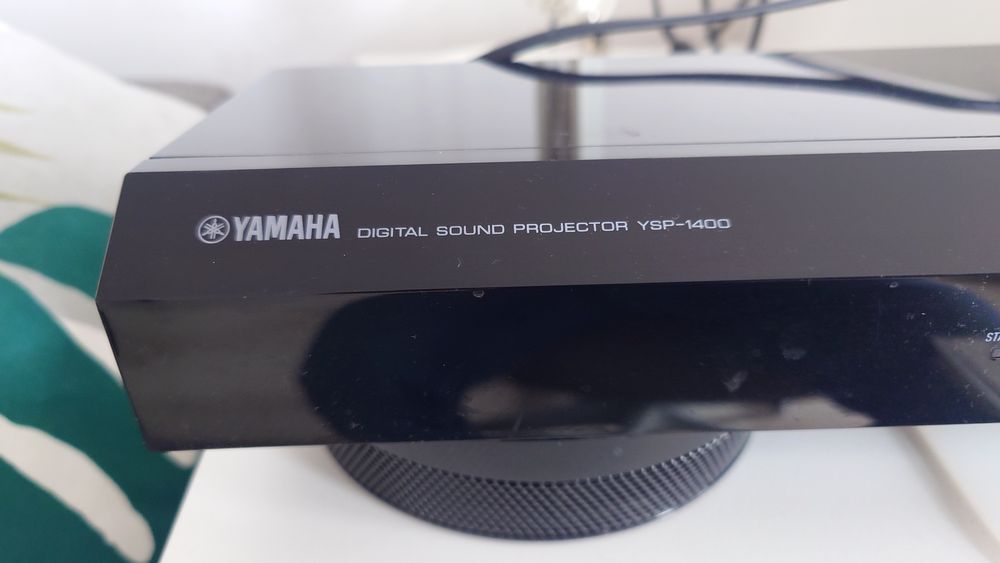 Soundbar Yamaha YSP-1400 z pilotem