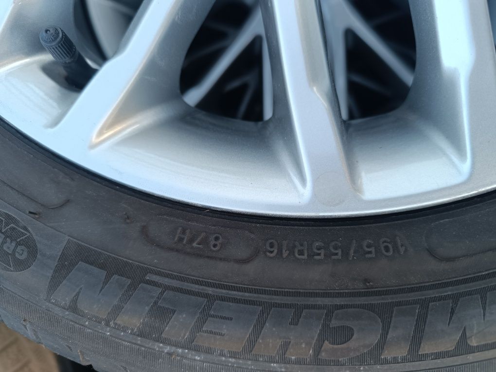 Alufelgi Kia Stonic Rio 4x100 195/55 16