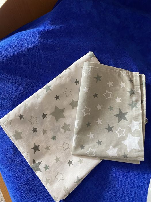 Постільна білизна в дитяче ліжечко