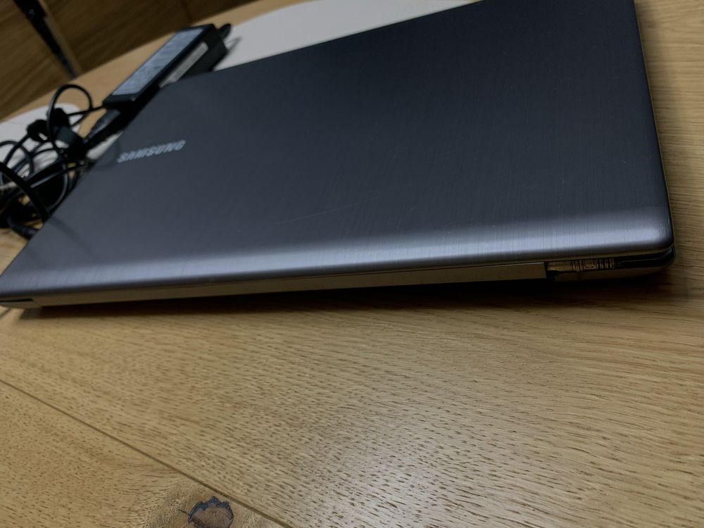 Laptop Samsung 700Z5A (NP-700Z5A-S03PL)