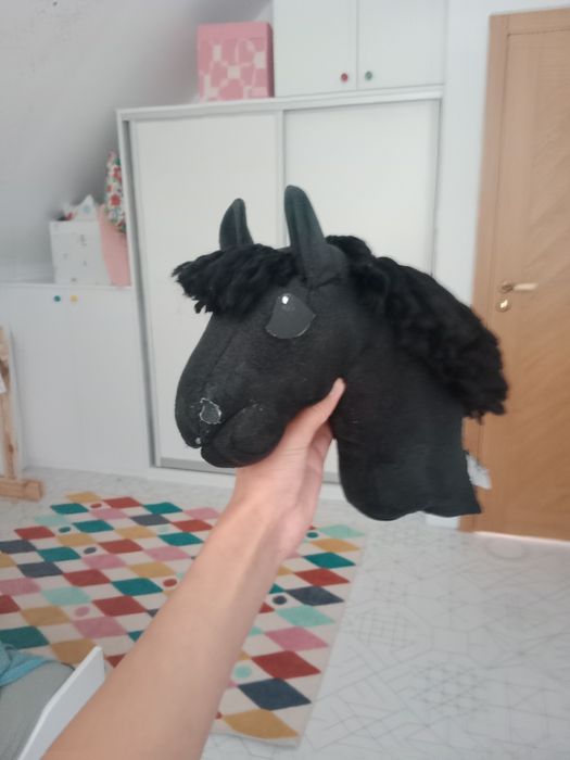Hobby horse czarny (OPIS)