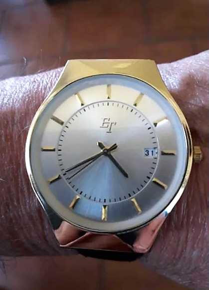 Luksusowy ! Reprezentacyjny ! Zegarek męski złoty Śr.- 40 mm !