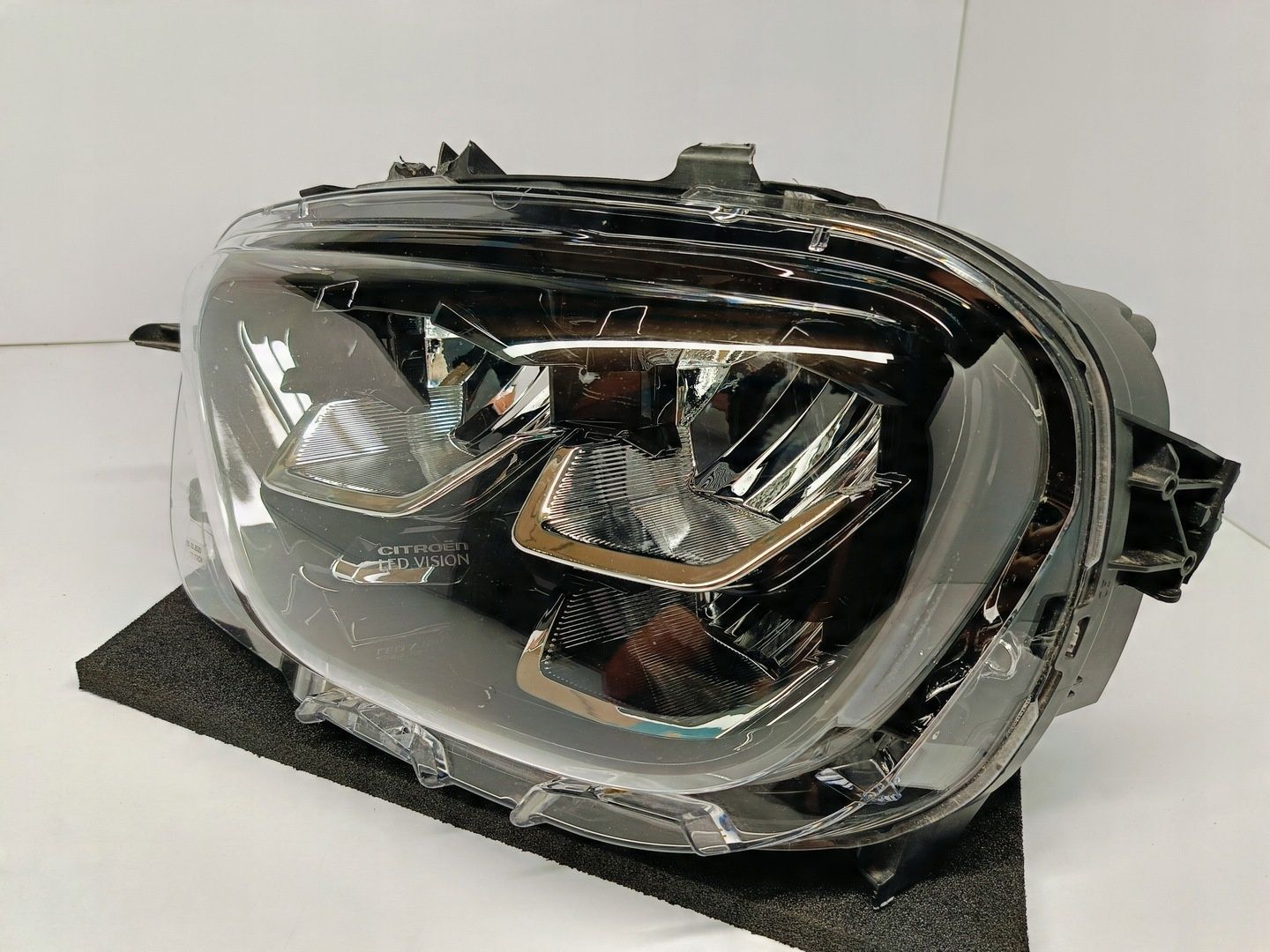 CITROEN C3 III LIFT 20- LAMPA LEWA PRZEDNIA LED VISION 9836267180