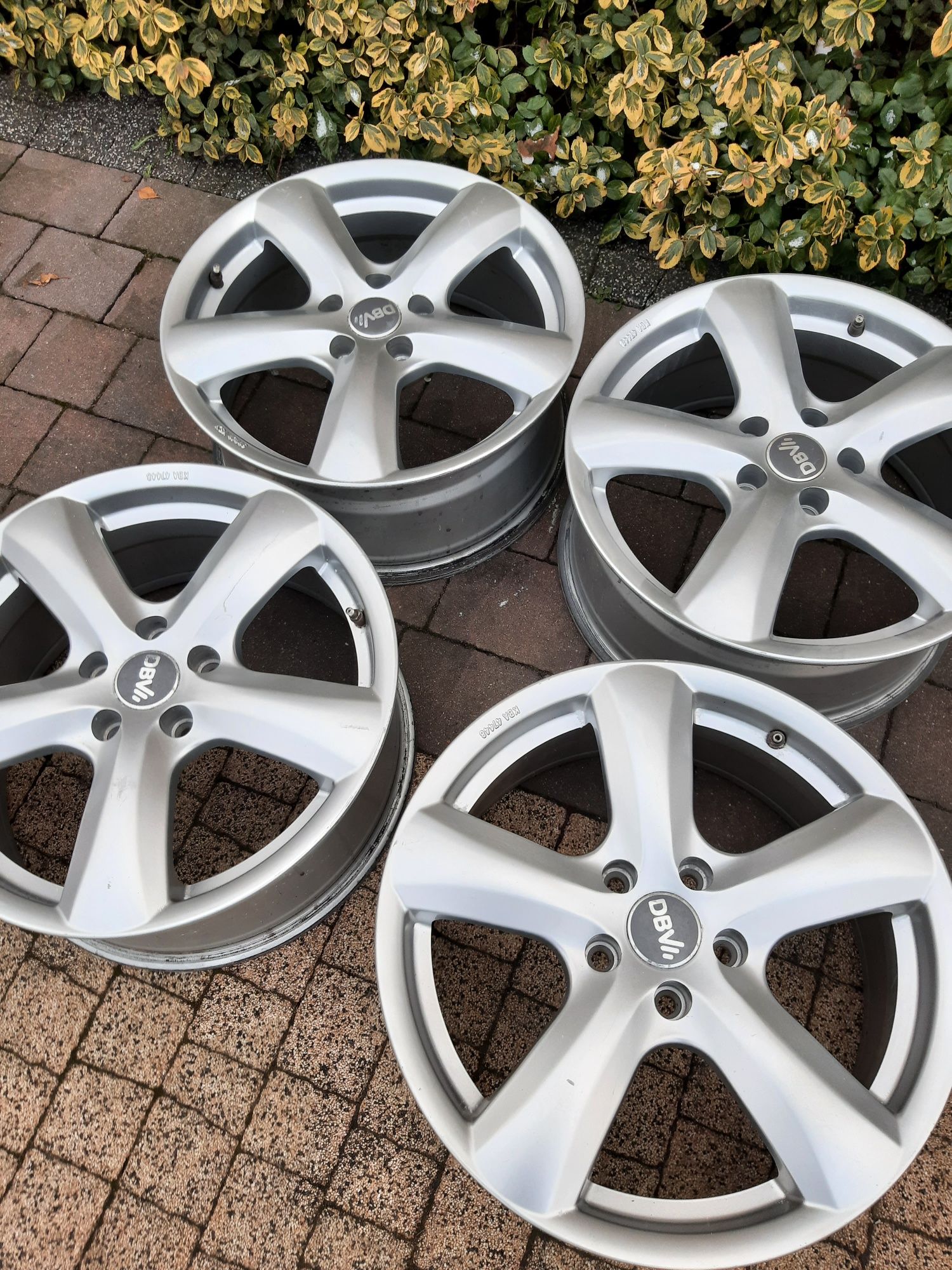 Felgi 17 5x108 Ford Volvo Peugeot 7,5J et47