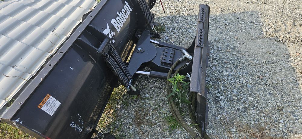 Pług śnieżny bobcat