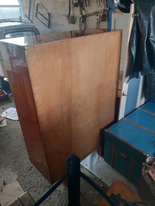 Cristaleira vintage para restauro