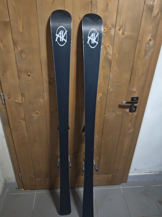 Narty Anarchy (AK) All-Mountain 165 cm + wiązania Tyrolia