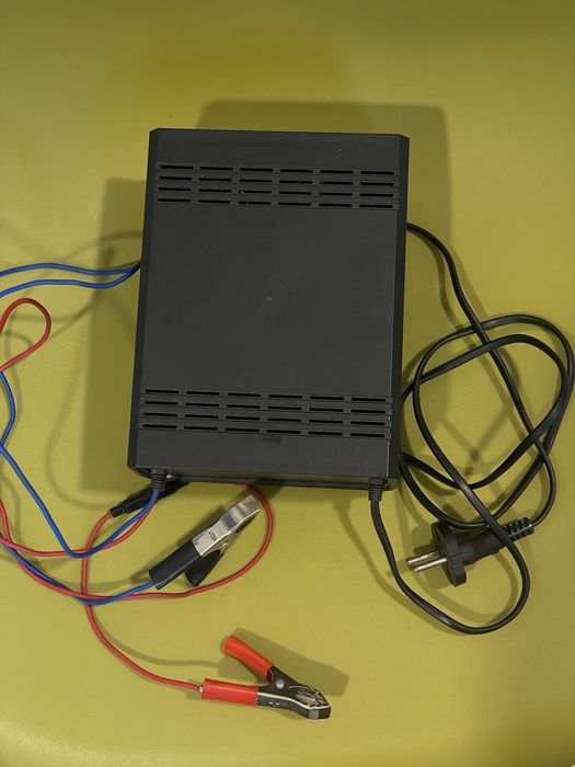 Зарядний пристрій Дніпро 11- і