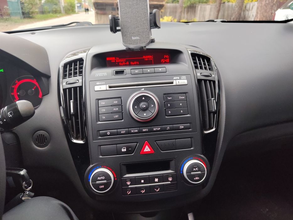 KIA CED crd 2009 рік 1.6 Дизель