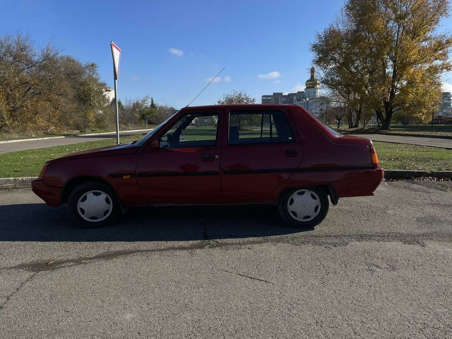 Продам Славуту Люкс