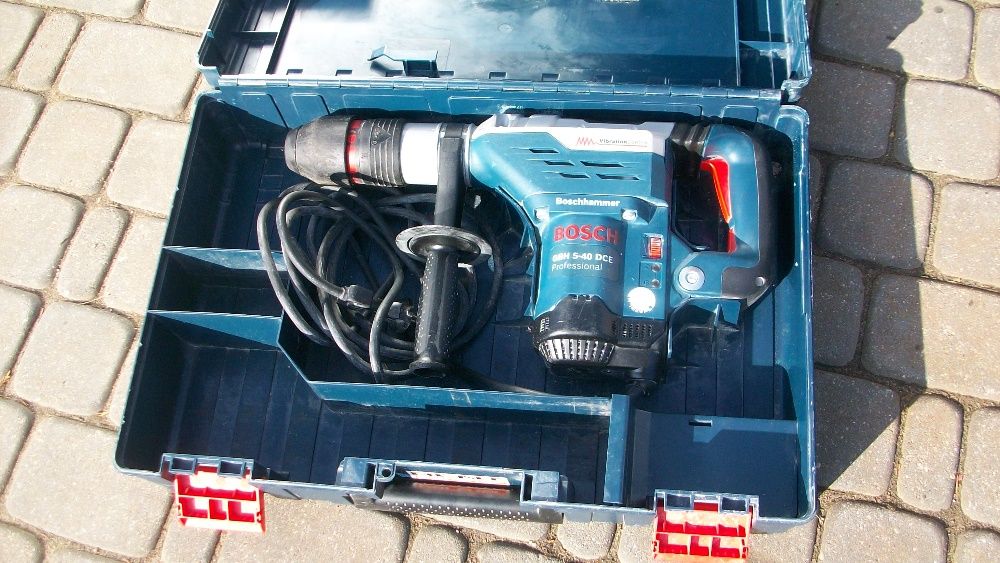 Młot udarowy BOSCH GBH5-40DCE