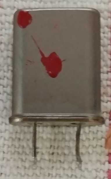 Кварцевый резонатор 8,86 МГц, УЛЗ 64-8А