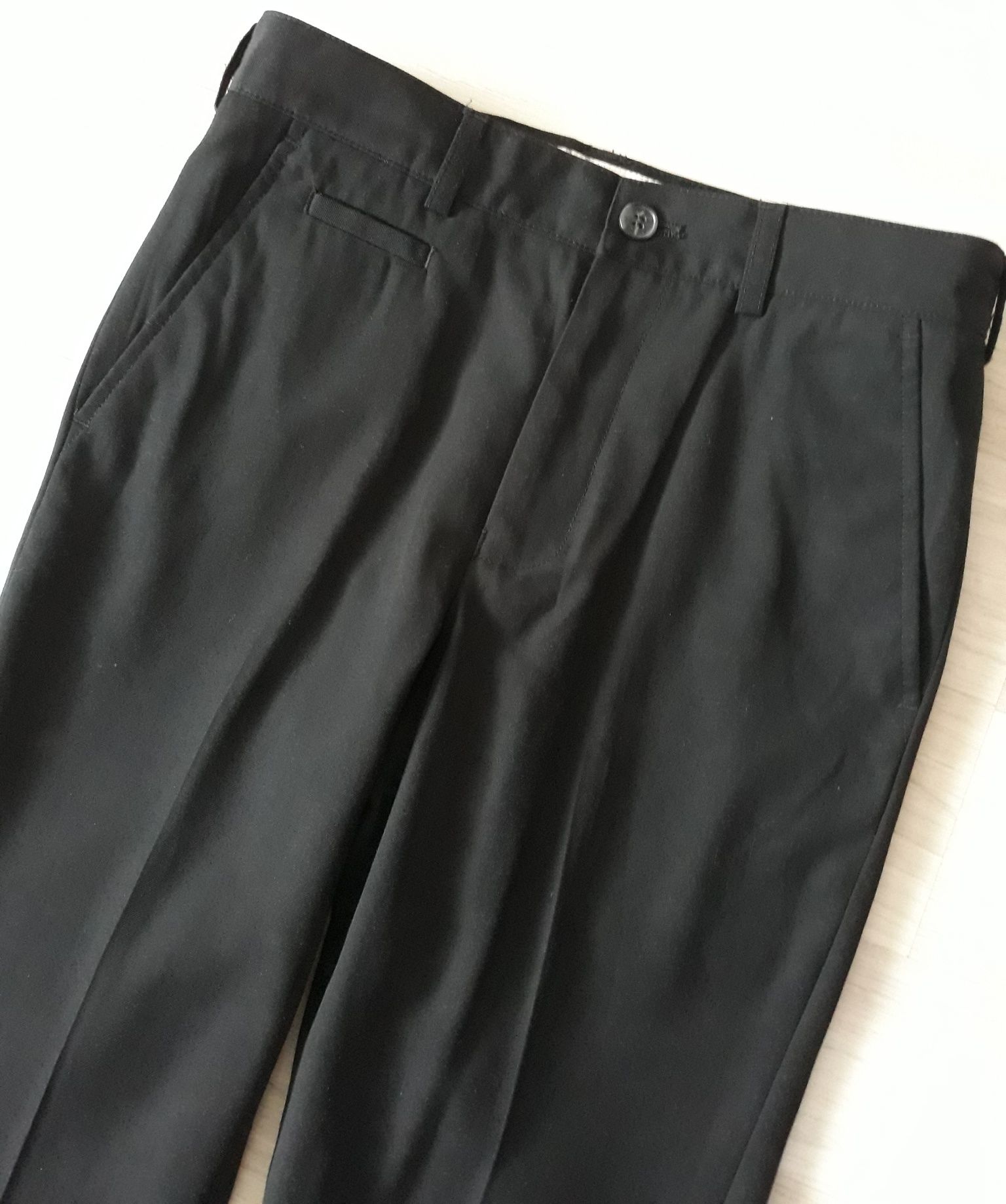 Bhs wizytowe spodnie czarne 128-134cm