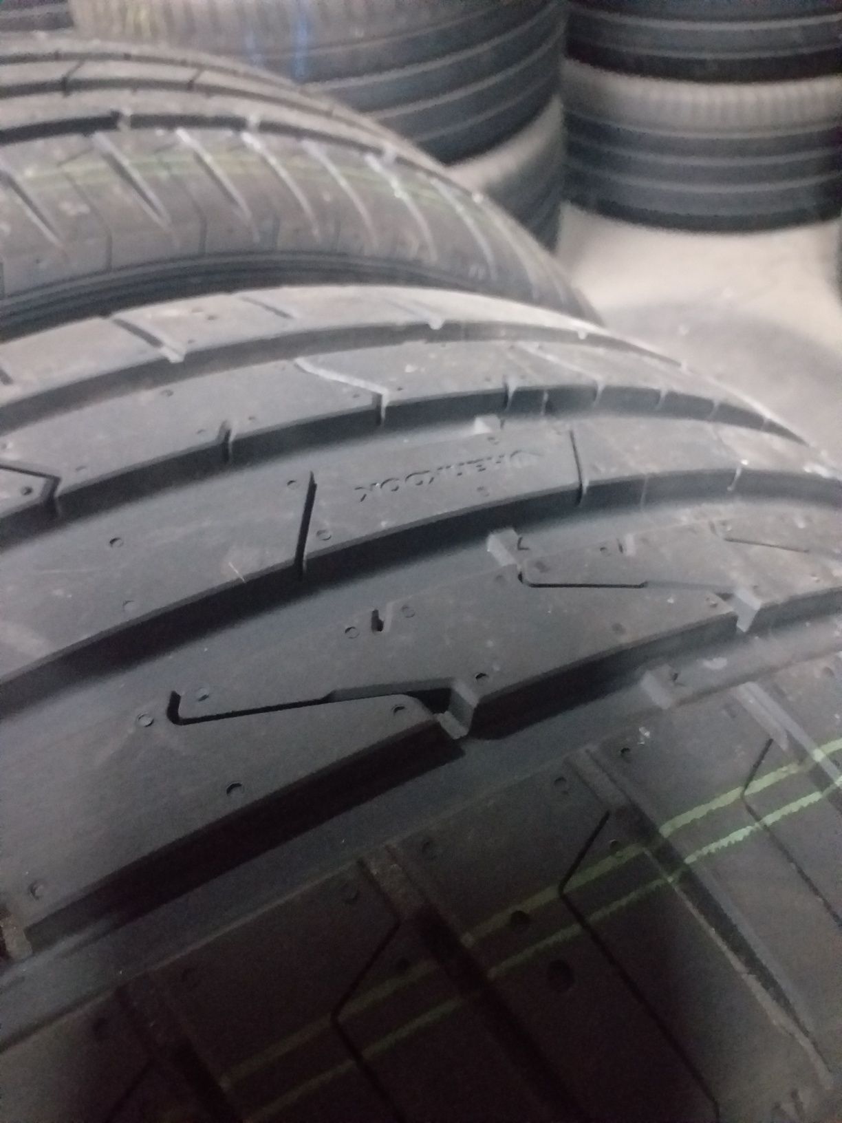 Opony 245/40R17 Hankook Ventus Prime