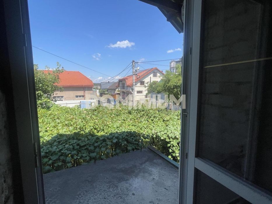 Продається будинок в м. Хуст