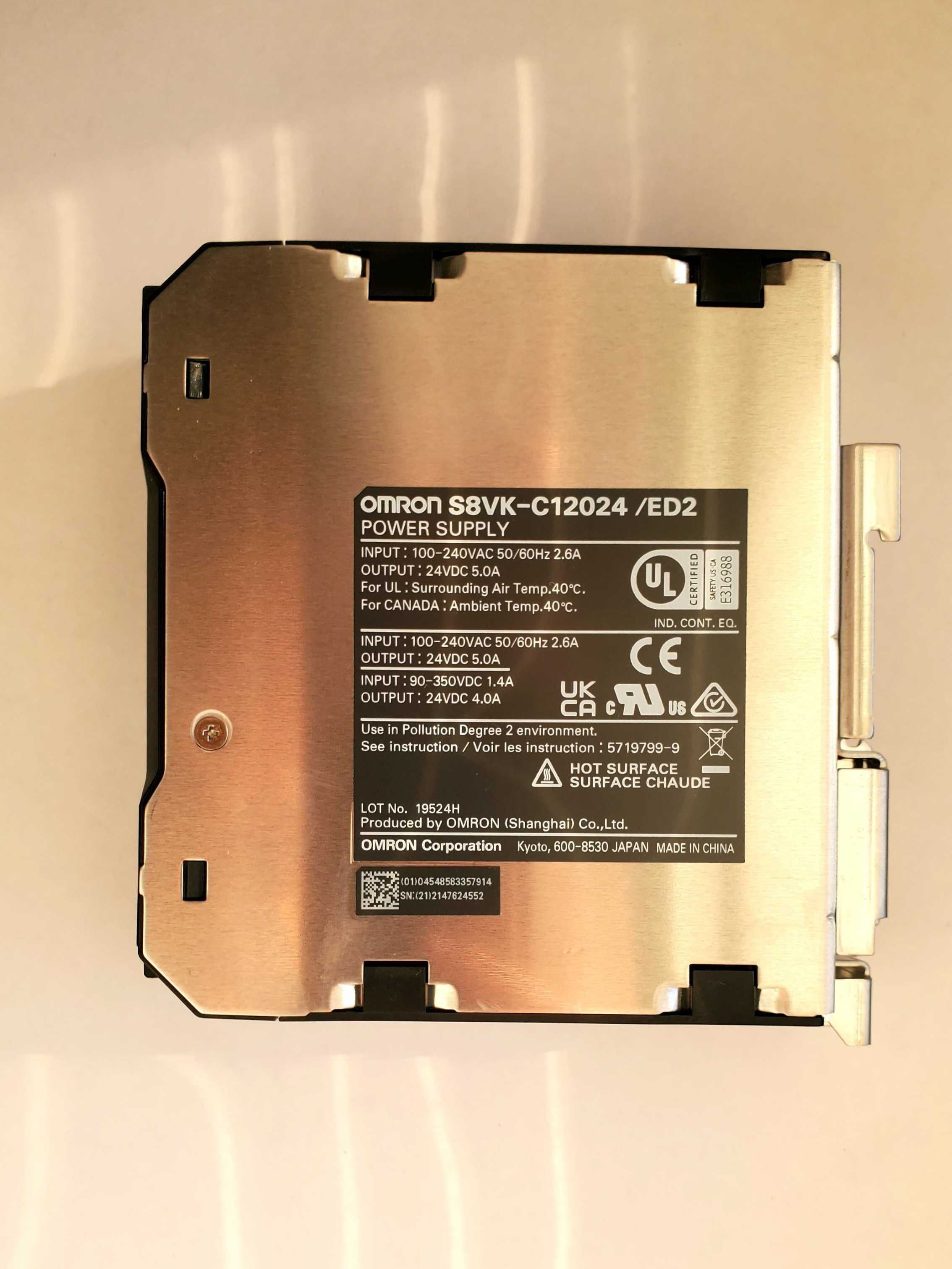 Блок живлення Omron S8VK-C12024, 100-240V AC, 24V DC 5А, блок питания
