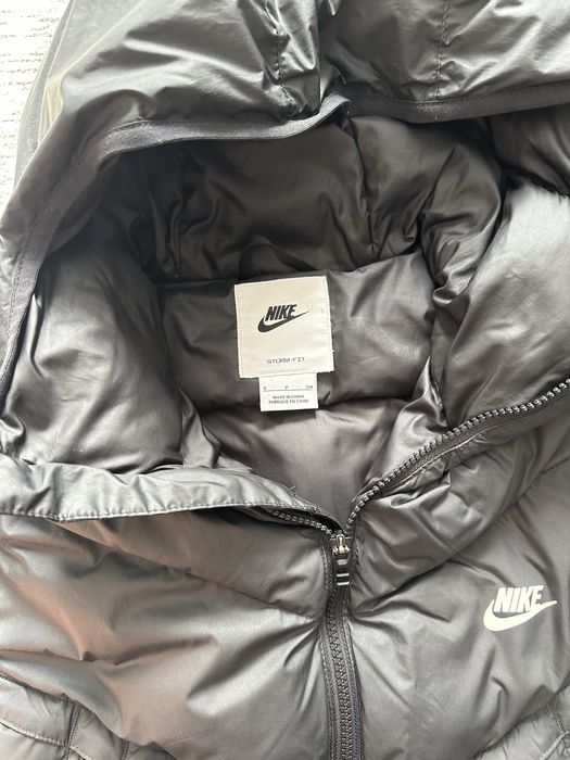 Поховик nike storm fit