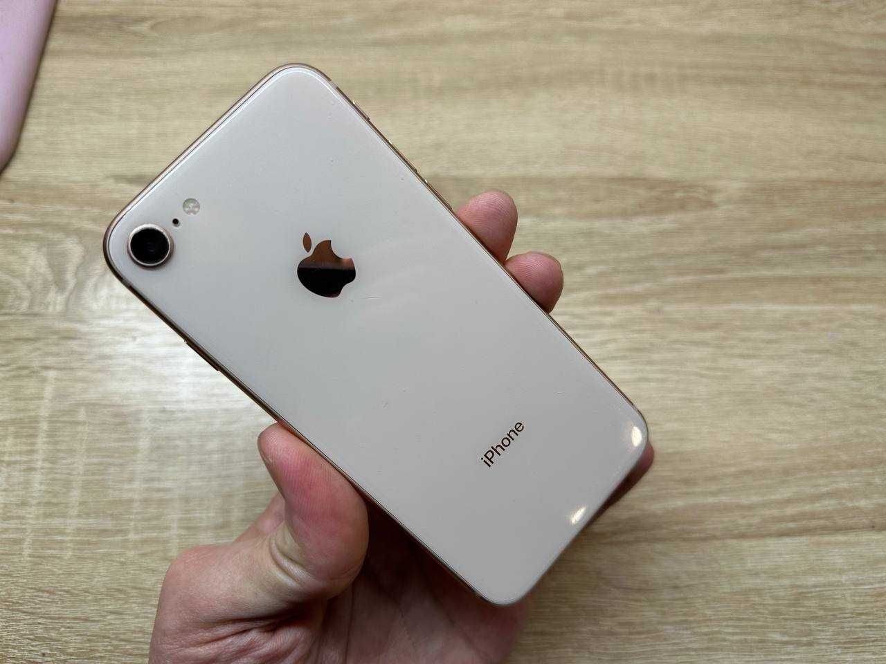 Айфон Iphone 8 в оригіналі гарний