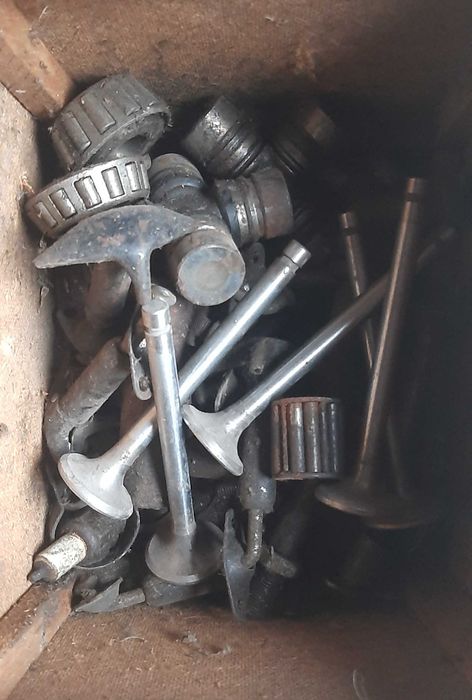 Продам залишки запчастин від Газ67