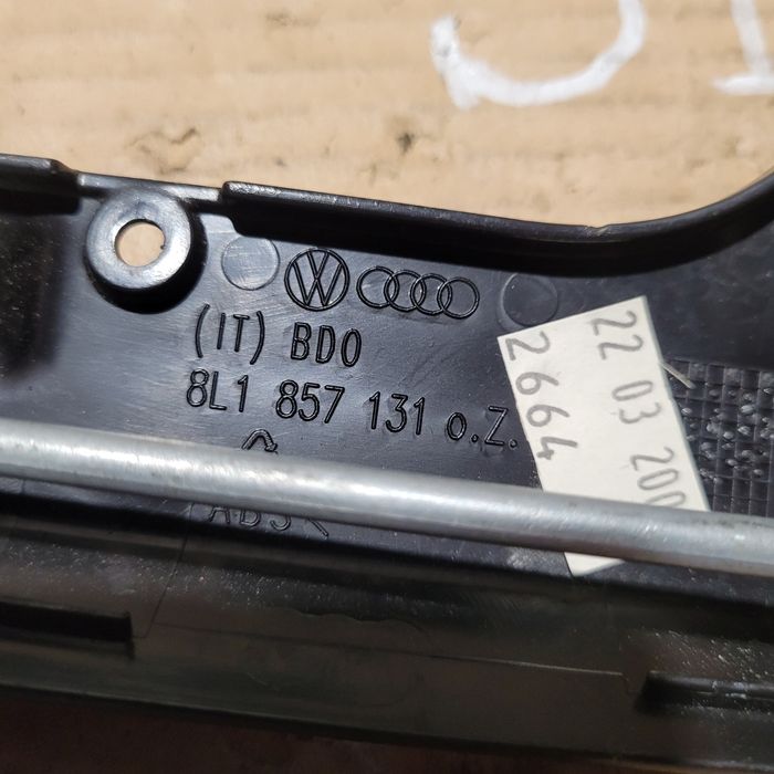 Klamka uchwyt otwierania schowka pasażera audi a3 8l lift seat Leon I