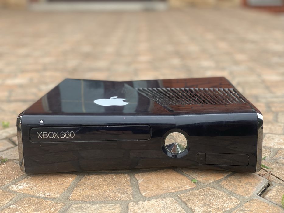 Xbox 360 + kinect в гарному стані