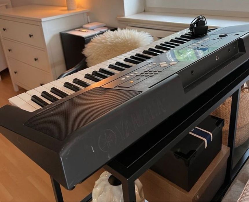 Синтезатор Yamaha psr e-333