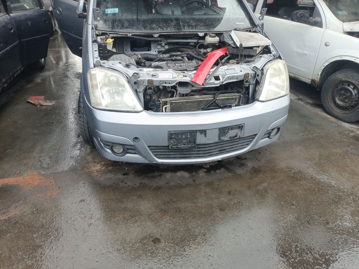 Opel Meriva A lift lampa lewa prawa przód przednia