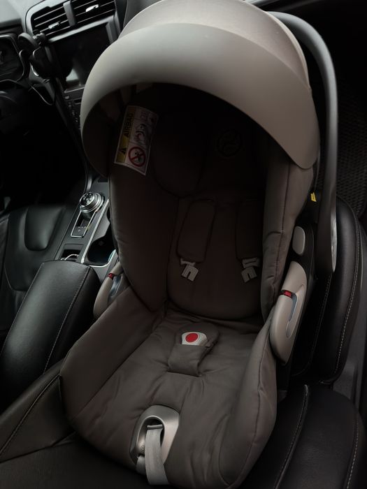 Автокрісло Cybex Cloud Z (Platinum)