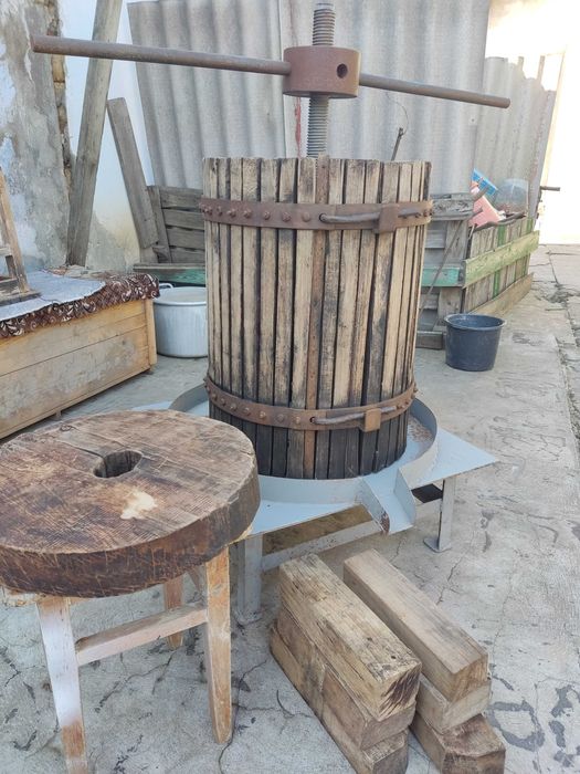 Пресс для винограда